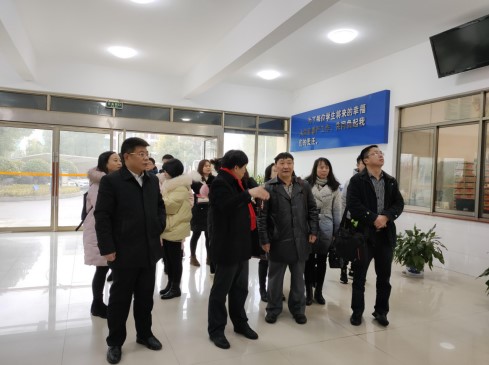 參觀交流促成長，標桿院校樹“標桿”