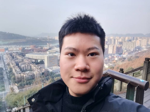優(yōu)秀畢業(yè)生展播?： 努力改變?nèi)松?，奮斗驚艷時(shí)光——黃帥